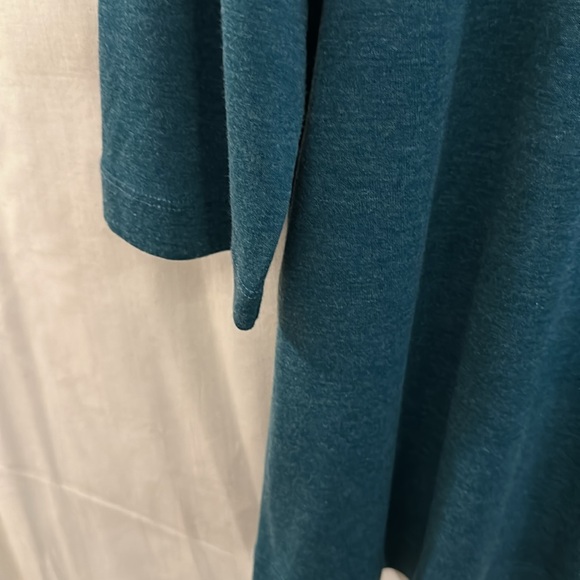 Solid tshirt - Picture 4 of 4